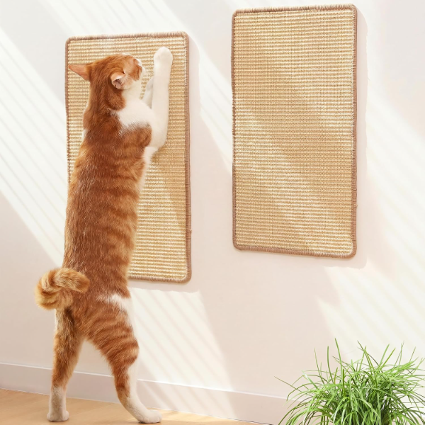 FUKUMARU natural sisal cat scratching mat for indoor cats displayed flat for everyday scratching use indoors
