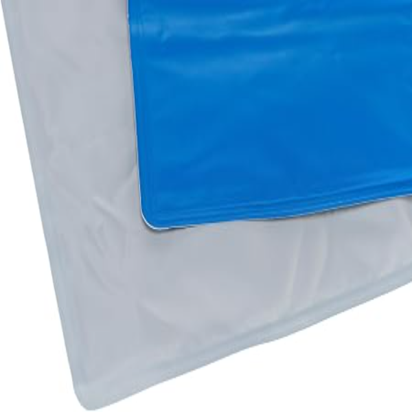 Pet cooling mat with reusable body contact cooling technology for dogs and cats without electricity or wate