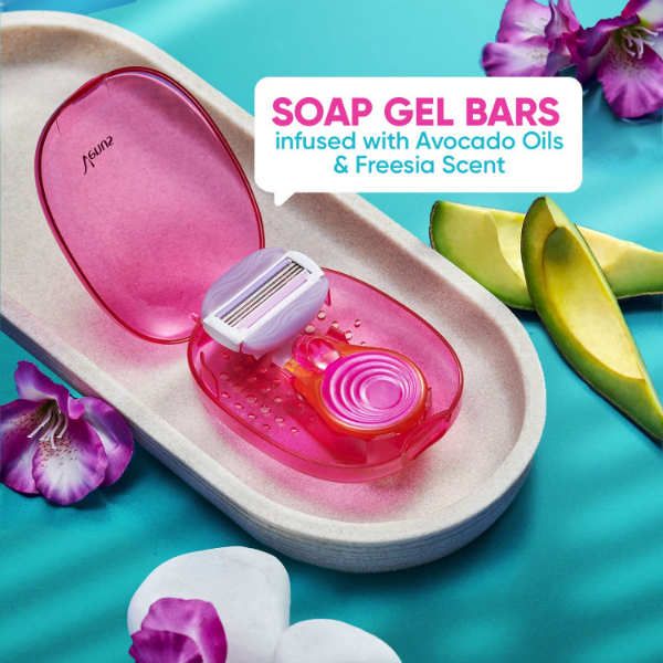 Gillette Venus Snap women's body razor with compact case and easy rubber grip handle for travel use