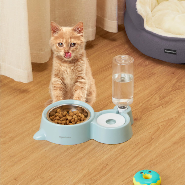 Konica Basics 2 In 1 Pet Feeder with automatic water dispenser and stainless steel bowl for cats and dogs